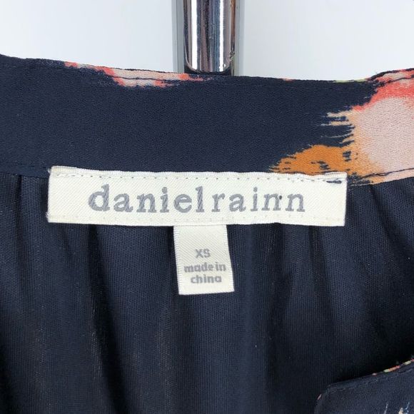 Daniel Rainn Floral Roll Tab Sleeve and Hem Drawstring Waist Dress size XS - Picture 8 of 11